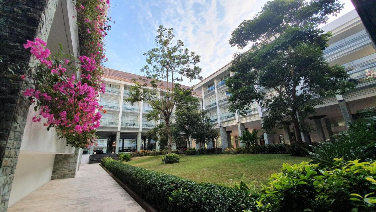 Hotel The Sintesa Jimbaran Exterior foto